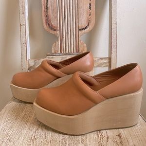 Rachel Comey Almer Platform Clogs size 8